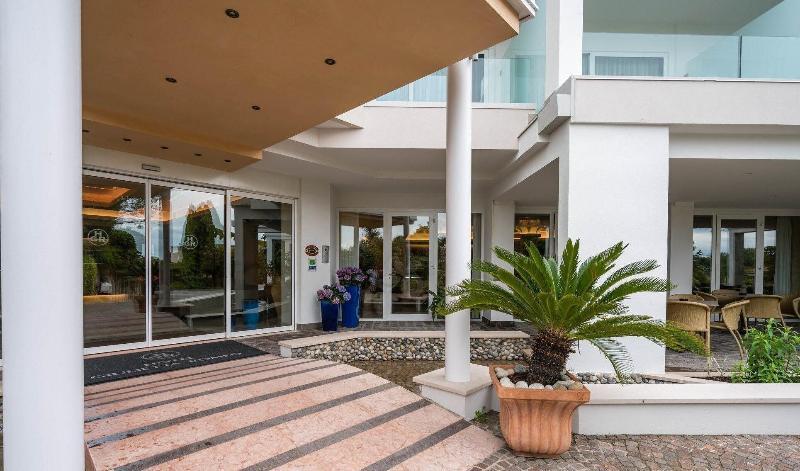Hotel Giulietta Romeo ลาซีเซ ภายนอก รูปภาพ